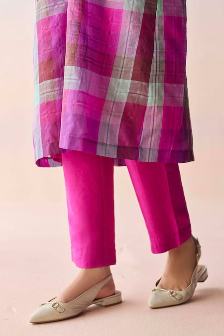 Surmaye_Multi Color Kota Doria, Silk Round Neck Rooted Pink Kurta Set _at_Aza_Fashions