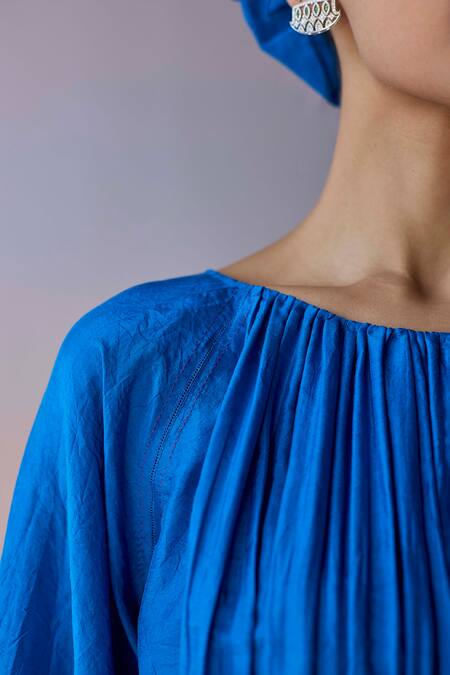 Surmaye_Blue Silk Round Neck Moonshadow Blouse _Online_at_Aza_Fashions