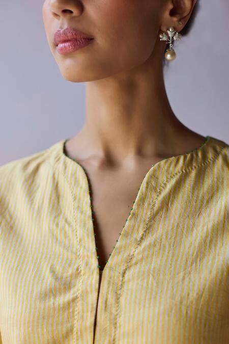 Surmaye_Yellow Silk Beads Split V-neck Soft Radiance Blouse _Online_at_Aza_Fashions