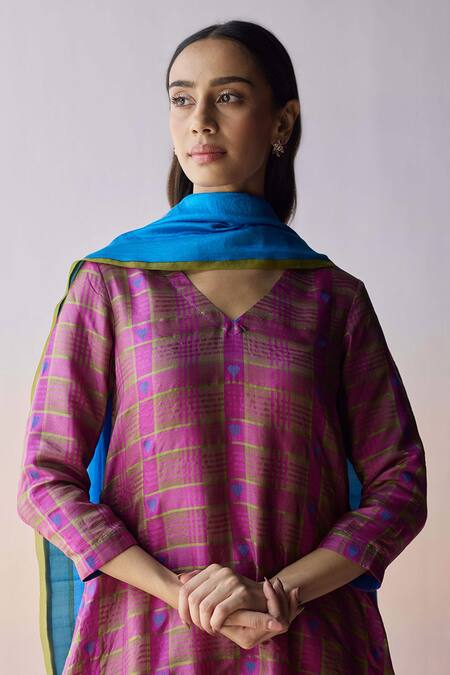 Buy_Surmaye_Blue Silk Lightfall Dupatta _Online_at_Aza_Fashions