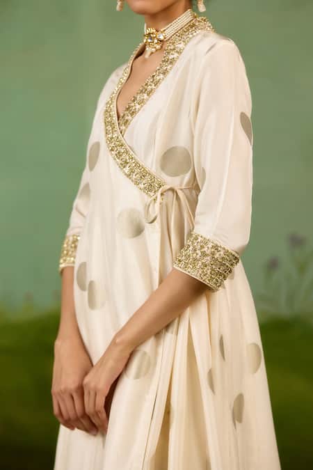 Buy_Shyam Narayan Prasad_Ivory Brocade, Silk Embroidery, Zari V-neck Angrakha And Pant Set 