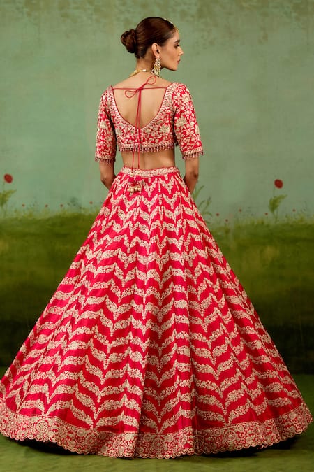 Shyam Narayan Prasad Red Embroidered Lehenga Set 