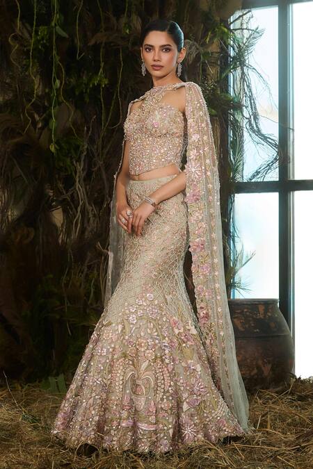 Shashank Arya Green Tulle Sequins, Pearls, Fabric Flowers, Resham Fishcut Lehenga Set at Aza Fashions Shashank Arya_Green Tulle Sequins, Pearls, Fabric Flowers, Resham Fishcut Lehenga Set _at_Aza_Fashions