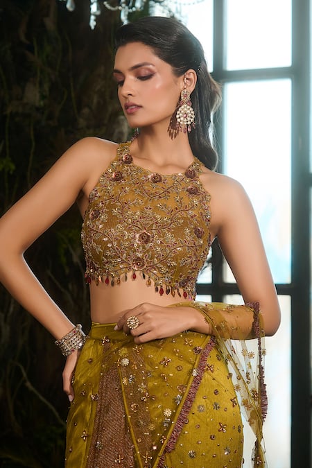 Shashank Arya_Green Crinkle, Satin, Knit, Net Sequins, Pre-draped Concept Saree With Blouse _Online_at_Aza_Fashions