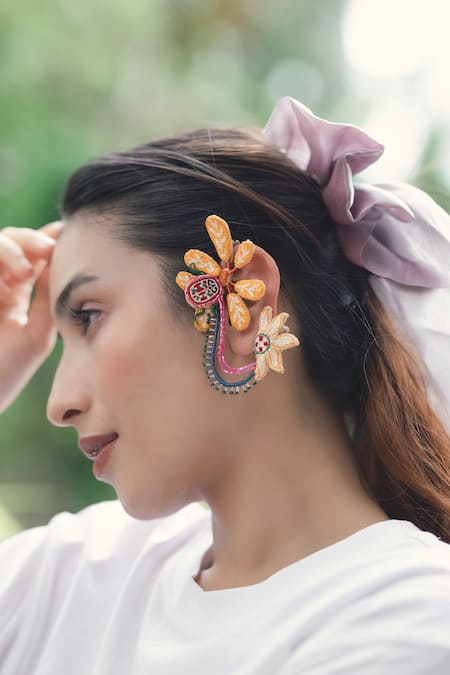 Buy_Krutiarts_Yellow Beads, Embroidery Kajol Earrings 