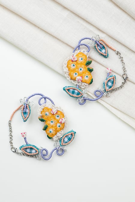 Krutiarts Juhi Embroidered Earrings 