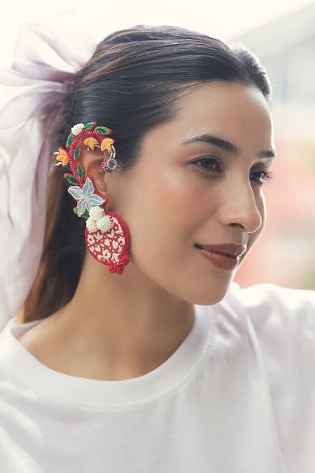 Krutiarts Karishma Embroidered Earrings 