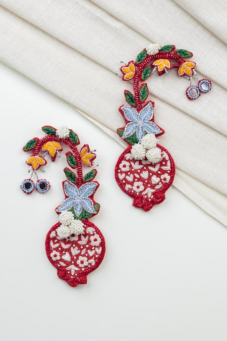 Krutiarts Karishma Embroidered Earrings 