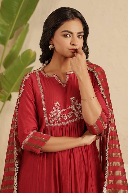 Gulabik Jaipur_Maroon Cotton, Chanderi Embroidery, Lace, Zari Split Hand Embroidred Kurta Set _at_Aza_Fashions