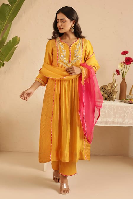 Gulabik Jaipur_Yellow Cotton, Organza Embroidery Split V-neck Deep Gold Kurta Set _Online_at_Aza_Fashions