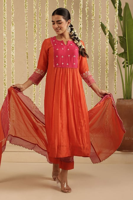 Buy_Gulabik Jaipur_Orange Chanderi, Cotton Gota Patti, Embroidery Split V-neck Work Kurta Set _Online_at_Aza_Fashions