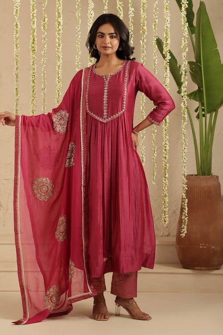 Gulabik Jaipur Deep Magenta Embroidered Kurta Set 