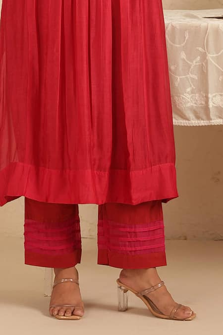 Gulabik Jaipur_Red Chanderi Embroidery, Beads Split V-neck Cutdana Kurta Set _Online_at_Aza_Fashions