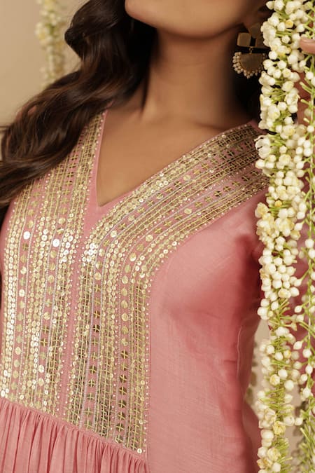 Buy_Gulabik Jaipur_Pink Chanderi, Cotton Sequins, Embroidery V-neck Dusty Kurta And Pant Set 