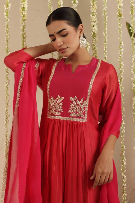Shop_Gulabik Jaipur_Red Chanderi Embroidery, Metallic Thread, Beads, Zari Split V-neck Kurta Set _Online_at_Aza_Fashions