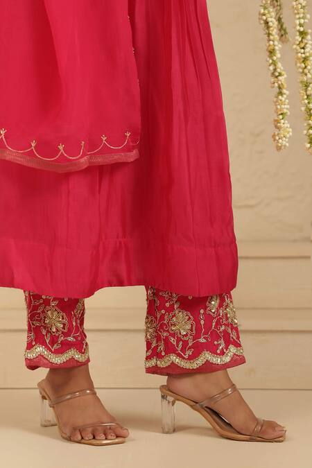 Gulabik Jaipur_Pink Chanderi, Organza Embroidery, Sequins, Zari Split V-neck Hot Kurta Set _at_Aza_Fashions