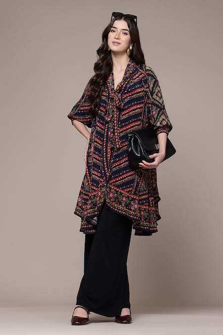 Ritu Kumar Black Viscose V-neck Amelia Geometric Kaftan Online at Aza Fashions Ritu Kumar_Black Viscose V-neck Amelia Geometric Kaftan _Online_at_Aza_Fashions