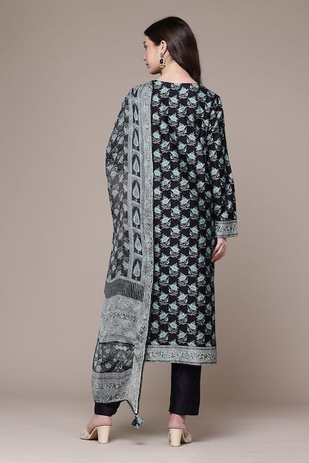 Shop_Ritu Kumar_Black Chanderi, Kota Doria Tassels Split V-neck Inayat Floral Print Kurta Set _at_Aza_Fashions