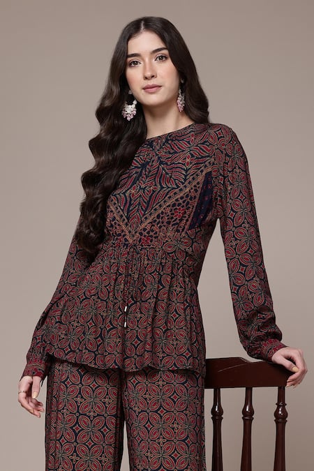 Ritu Kumar Black Viscose, Silk Crew Neck, Keyhole Geometric Print Full Sleeve Kurti And Pant Online at Aza Fashions Ritu Kumar_Black Viscose, Silk Crew Neck, Keyhole Geometric Print Full Sleeve Kurti And Pant _Online_at_Aza_Fashions