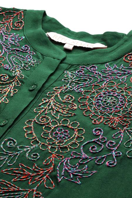 Shop Ritu Kumar Green Silk Embroidery Mandarin Collar Twist Anchor Staple Straight Kurta Online at Aza Fashions Shop_Ritu Kumar_Green Silk Embroidery Mandarin Collar Twist Anchor Staple Straight Kurta _Online_at_Aza_Fashions