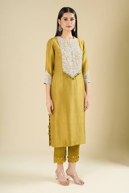 Buy_Prisho_Olive Green Embroidery, Sequins, Tassels, Pearls Round Neck Kurta Set _Online_at_Aza_Fashions