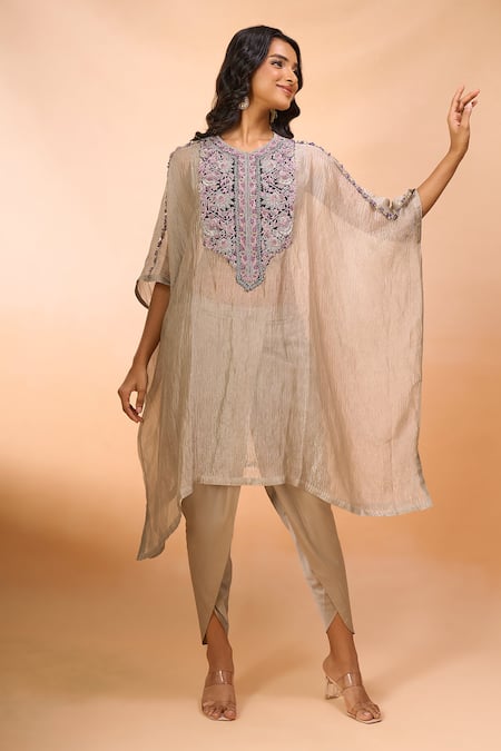 Prisho Embroidered Kaftan With Pant 