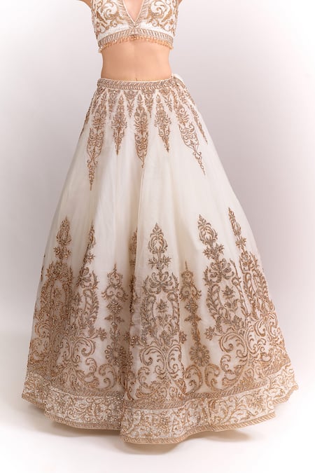Buy_Seema Gujral_Ivory Organza Embroidery, Sequins, Zari V-neck Lehenga Set _Online_at_Aza_Fashions