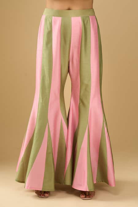 Buy Archana Shah Green Zari, Embroidery V-neck Kurta Bell Bottom Pant Set Online at Aza Fashions Buy_Archana Shah_Green Zari, Embroidery V-neck Kurta Bell Bottom Pant Set _Online_at_Aza_Fashions