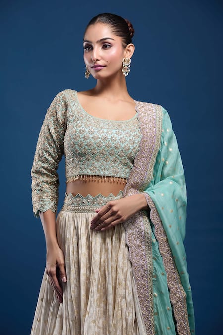 Samyukta Singhania_Green Taffeta, Tissue Embroidery, Sequins, Beads, Zari Round Blouse Lehenga Set _Online_at_Aza_Fashions