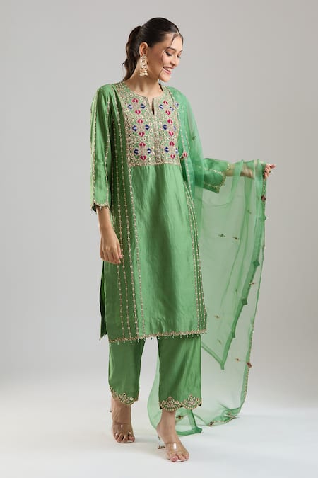 Surbhi Shah Green Organza Embroidery, Zari, Sequins, Beads Split V-neck Sitara Kurta Set Online at Aza Fashions Surbhi Shah_Green Organza Embroidery, Zari, Sequins, Beads Split V-neck Sitara Kurta Set _Online_at_Aza_Fashions