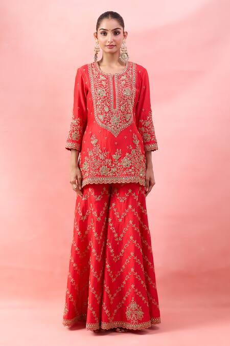 Surbhi Shah_Orange Organza Embroidery, Sequins, Zari Round Neck Phool Bagh Kurta Set _Online_at_Aza_Fashions