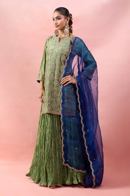 Surbhi Shah_Green Organza Embroidery, Sequins Split V-neck Kurta Skirt Set _Online_at_Aza_Fashions