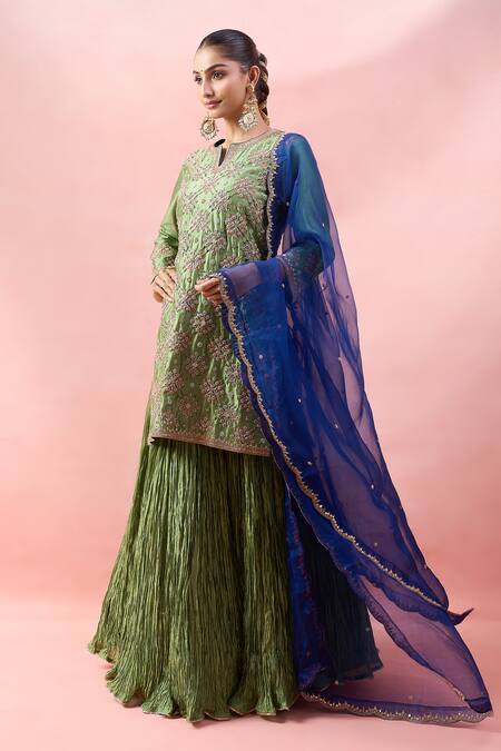 Buy_Surbhi Shah_Green Organza Embroidery, Sequins Split V-neck Kurta Skirt Set _Online_at_Aza_Fashions