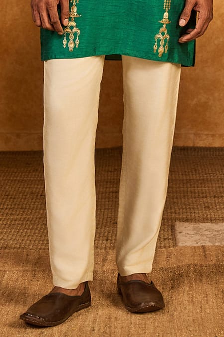 Masaba_Green Silk Foil Printing Totem Lines And Pot Kurta Set _Online_at_Aza_Fashions