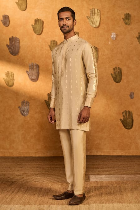 Buy_Masaba_Beige Silk Embroidery Little Pots Motif Raw Kurta And Pant Set _Online_at_Aza_Fashions