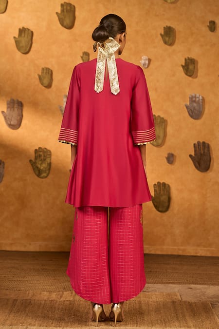 Masaba Raspberry Windrop Embroidered Kurta & Zari Checks Pant Set 