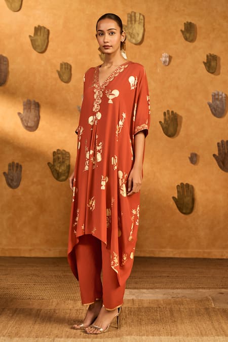 Buy_Masaba_Rust Crepe, Silk Foil Printing, Embroidery Moon Garden Kaftan Kurta And Pant Set _Online_at_Aza_Fashions