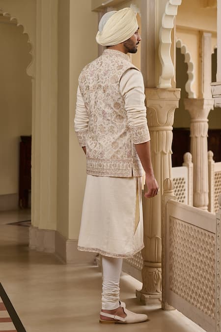 Tarun Tahiliani Embroidered Waistcoat Kurta Set 