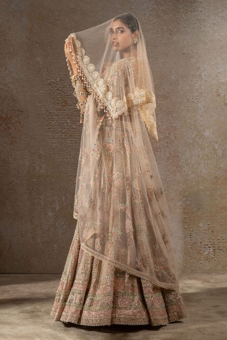 Tarun Tahiliani_Ivory Tulle, Net Embroidery, Sequins, Stones, Zari, Beads, Lehenga And Veil Set _at_Aza_Fashions