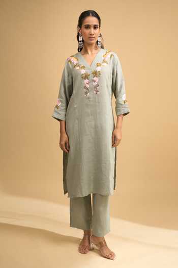 Khwaab By Sanjana Lakhani Green Linen Embroidery V-neck Floral Kurta And Pant Set Online at Aza Fashions Khwaab By Sanjana Lakhani_Green Linen Embroidery V-neck Floral Kurta And Pant Set _Online_at_Aza_Fashions