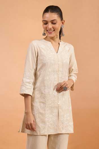 Khwaab By Sanjana Lakhani Cream Linen Embroidery Split V-neck Kurta And Pant Set Online at Aza Fashions Khwaab By Sanjana Lakhani_Cream Linen Embroidery Split V-neck Kurta And Pant Set _Online_at_Aza_Fashions