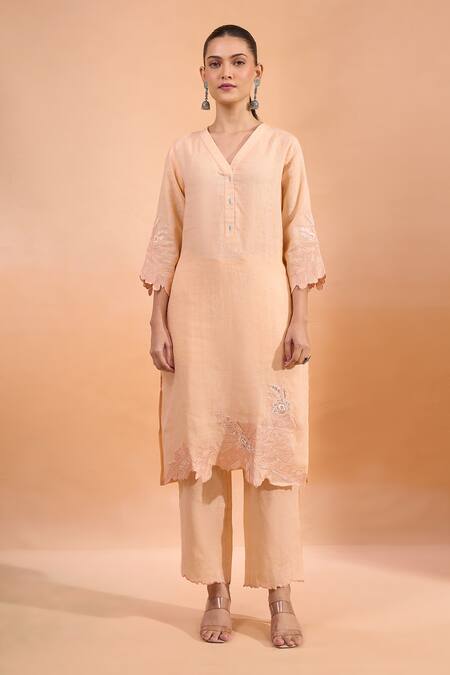 Naintara Bajaj_Coral Linen Embroidery, Cut Work V-neck Scalloped Hem Kurta And Pant Set _Online_at_Aza_Fashions