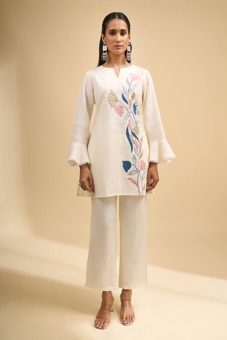 Shop Naintara Bajaj Cream Linen Embroidery Split V-neck Floral Kurta And Pant Set Online at Aza Fashions Shop_Naintara Bajaj_Cream Linen Embroidery Split V-neck Floral Kurta And Pant Set _Online_at_Aza_Fashions