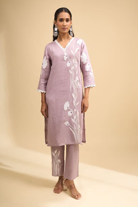 Naintara Bajaj_Pink Linen Embroidery, Lace V-neck Kurta And Pant Set _Online_at_Aza_Fashions