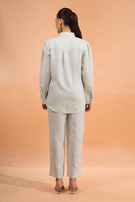 Naintara Bajaj Embroidered Pin Tucked Kurta 