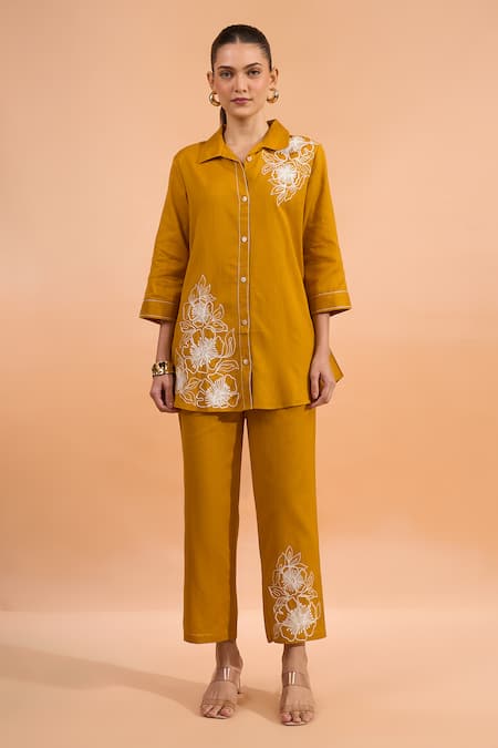 Buy Naintara Bajaj Mustard Cotton, Linen Embroidery Collared, Button-down Neck Kurta And Pant Set Online at Aza Fashions Buy_Naintara Bajaj_Mustard Cotton, Linen Embroidery Collared, Button-down Neck Kurta And Pant Set _Online_at_Aza_Fashions