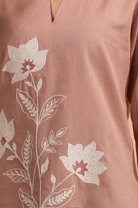 Buy Naintara Bajaj Pink Cotton, Linen Embroidery Split V-neck Kurta And Pant Set Online at Aza Fashions Buy_Naintara Bajaj_Pink Cotton, Linen Embroidery Split V-neck Kurta And Pant Set _Online_at_Aza_Fashions