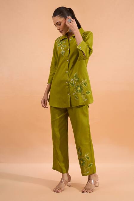 Naintara Bajaj Green Cotton, Linen Embroidery Collared Kurta And Pant Set Online at Aza Fashions Naintara Bajaj_Green Cotton, Linen Embroidery Collared Kurta And Pant Set _Online_at_Aza_Fashions