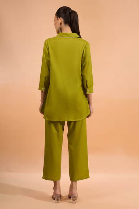 Shop Naintara Bajaj Green Cotton, Linen Embroidery Collared Kurta And Pant Set at Aza Fashions Shop_Naintara Bajaj_Green Cotton, Linen Embroidery Collared Kurta And Pant Set _at_Aza_Fashions