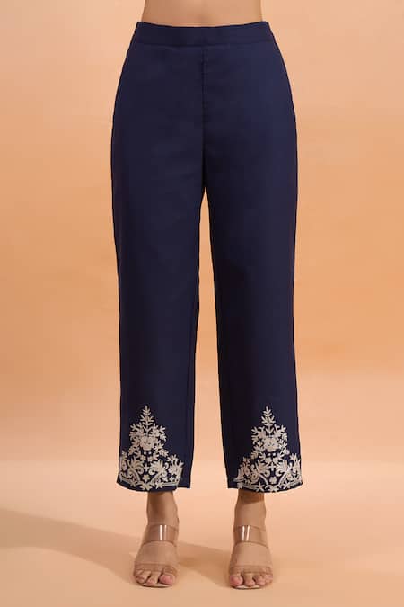 Shop_Naintara Bajaj_Navy Cotton, Linen Embroidery Split V-neck Floral Kurta And Pant Set _Online_at_Aza_Fashions